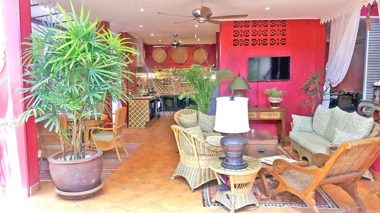 Amazing Tropical Family Thai Style Villa All Costs Included Pattaya Luaran gambar
